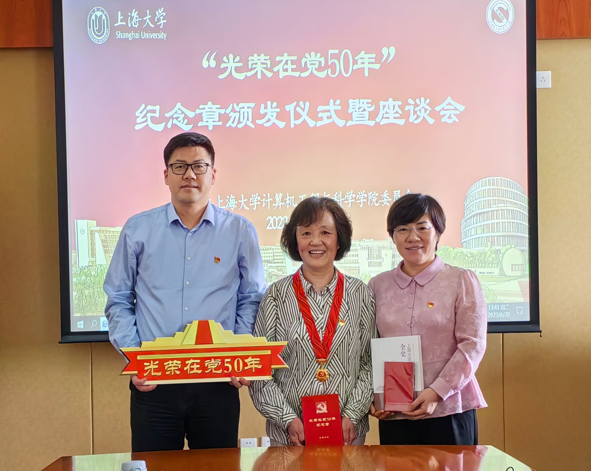 c8c07598189e8e5b4ce682ba2fb7bd43_.jpg c8c07598189e8e5b4ce682ba2fb7bd43_.jpg