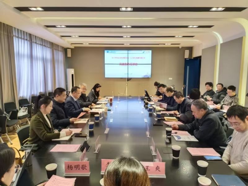 4c67480042a1d6baf9ac8bc58277b27f 4c67480042a1d6baf9ac8bc58277b27f.jpg