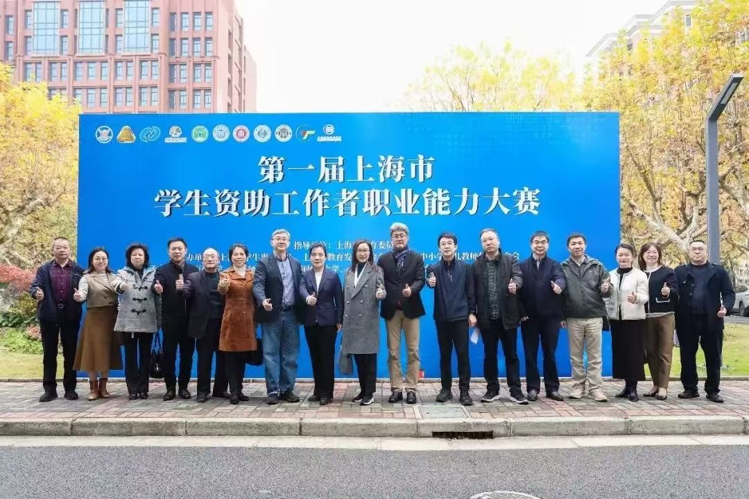 e3afb8bc2311a898ed0194cbadf54ff.jpg e3afb8bc2311a898ed0194cbadf54ff.jpg