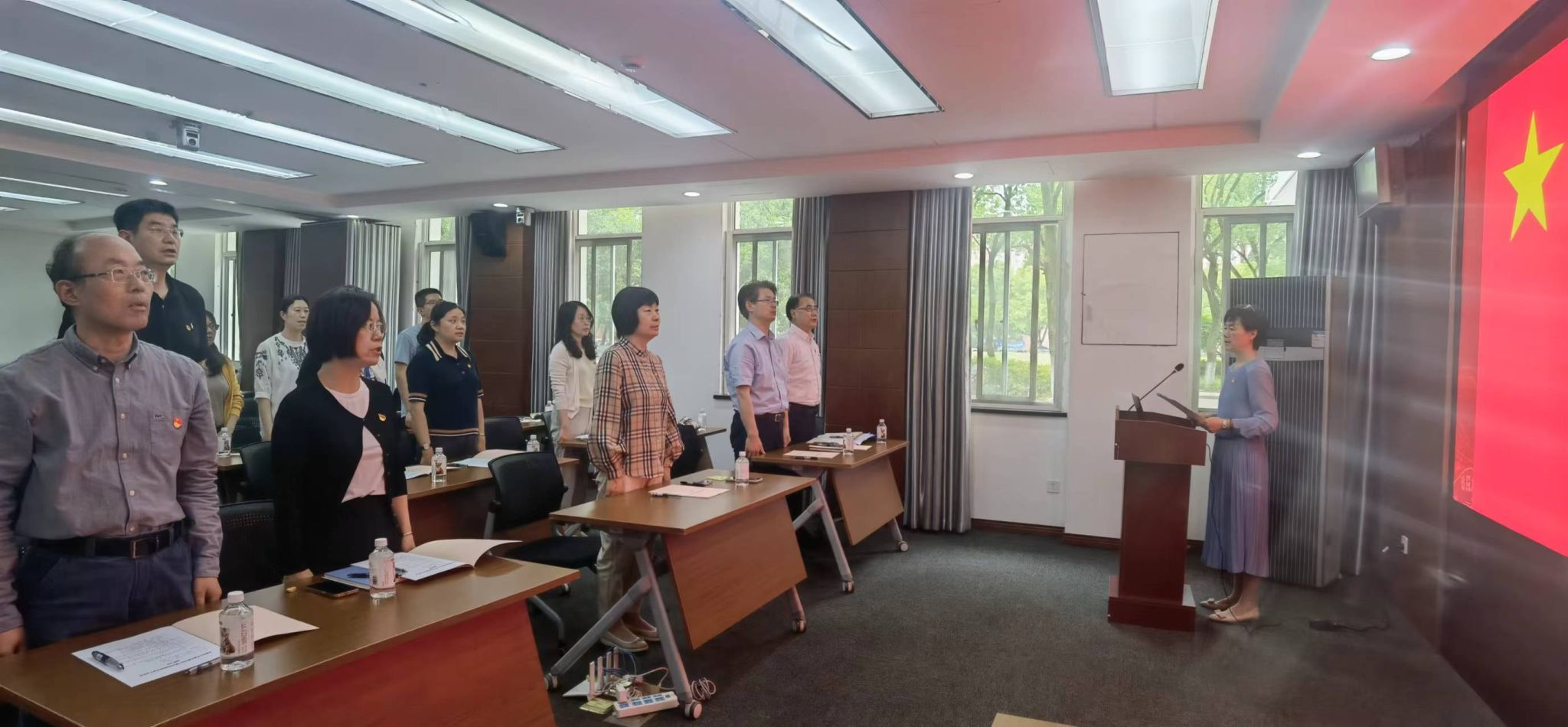 党代会照片2.jpg 党代会照片2.jpg