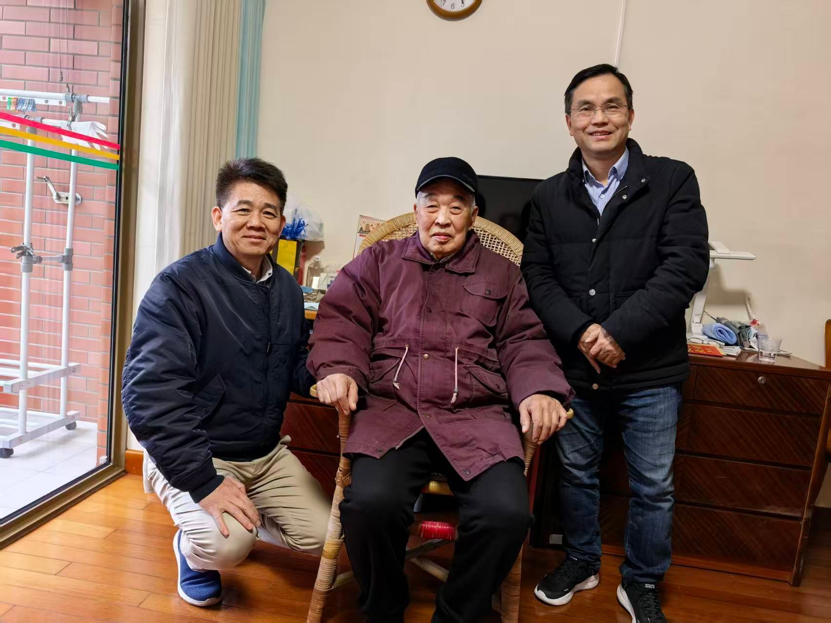 郭存济老师1.jpg 郭存济老师1.jpg